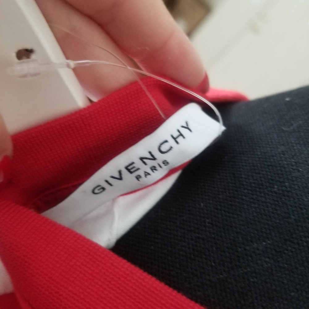 GIVENCHY LONG SLEEVE T-SHIRT DRESS! - Picture 7 of 7